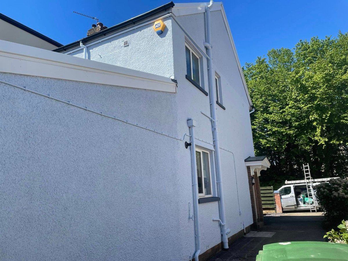 newport house walls painted blue orchid decor